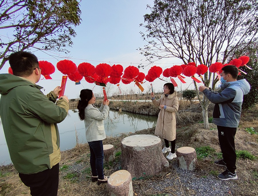 2月1日，营销公司，猜灯谜、学党史，“灯谜党课”迎佳节 (2).jpg